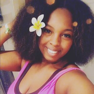 Meet your Posher, Haley